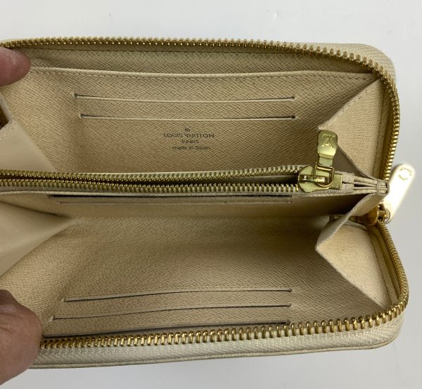 Wallet Luxury Designer By Louis Vuitton, Size: Medium Online now