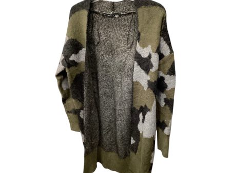 Sweater Cardigan By Clothes Mentor In Camouflage Print, Size: S Fashion